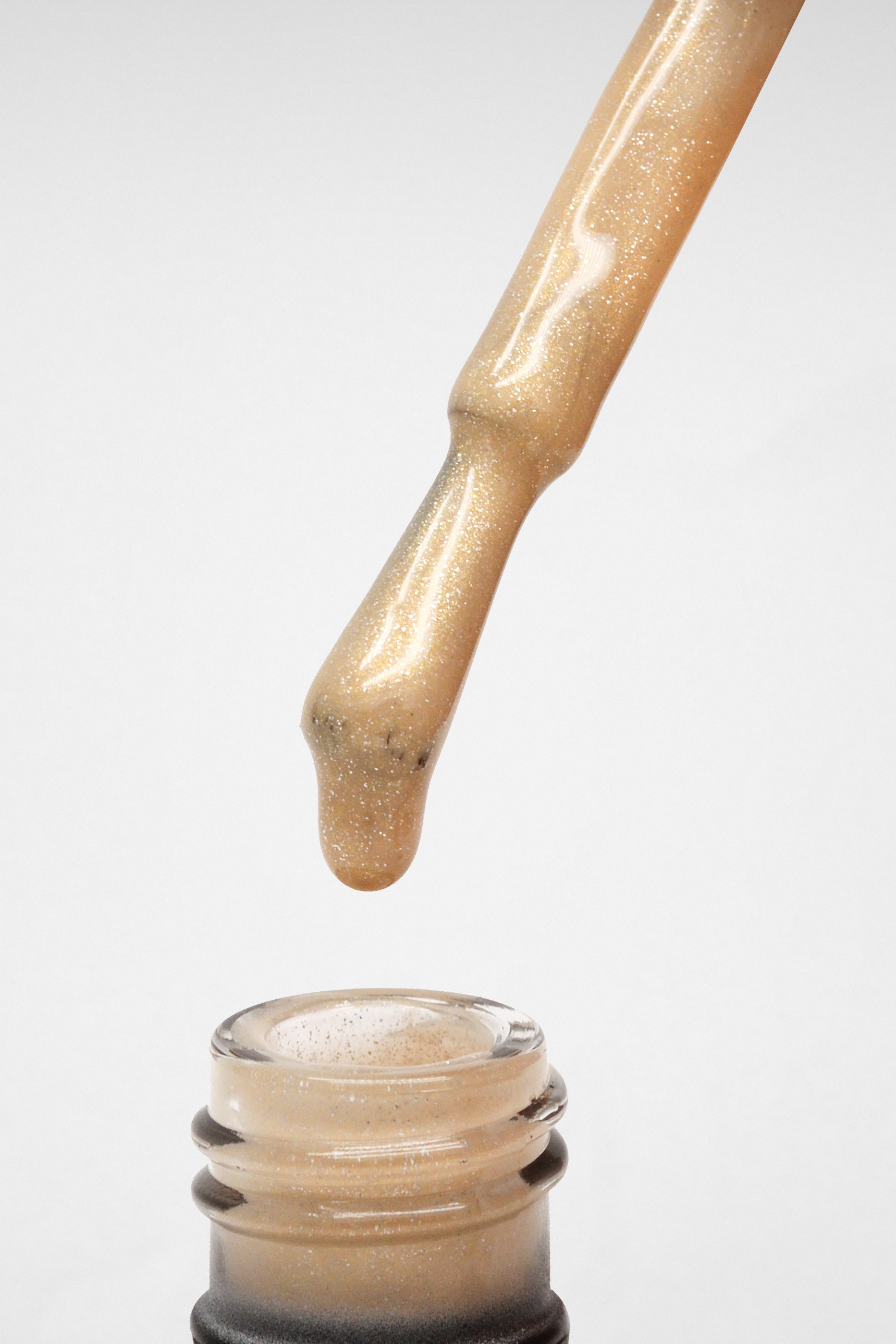 Kinetics SHIELD гель-лак "LATEX HIT" Nr. 577 (15 мл)