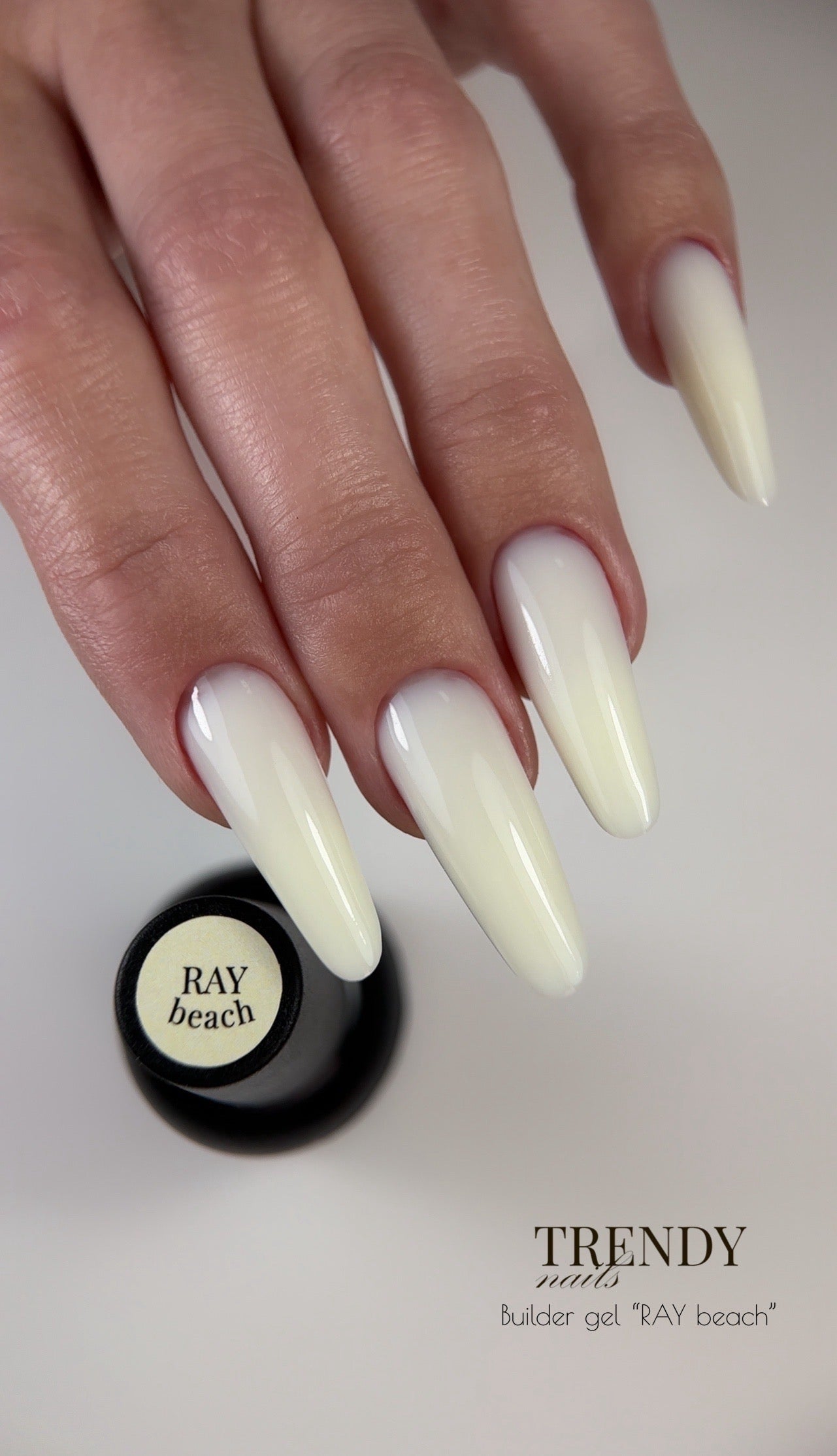 Builder Gel in bottiglia o in barattolo Clear di Trendy Nails 15ml/30ml (autolivellante)