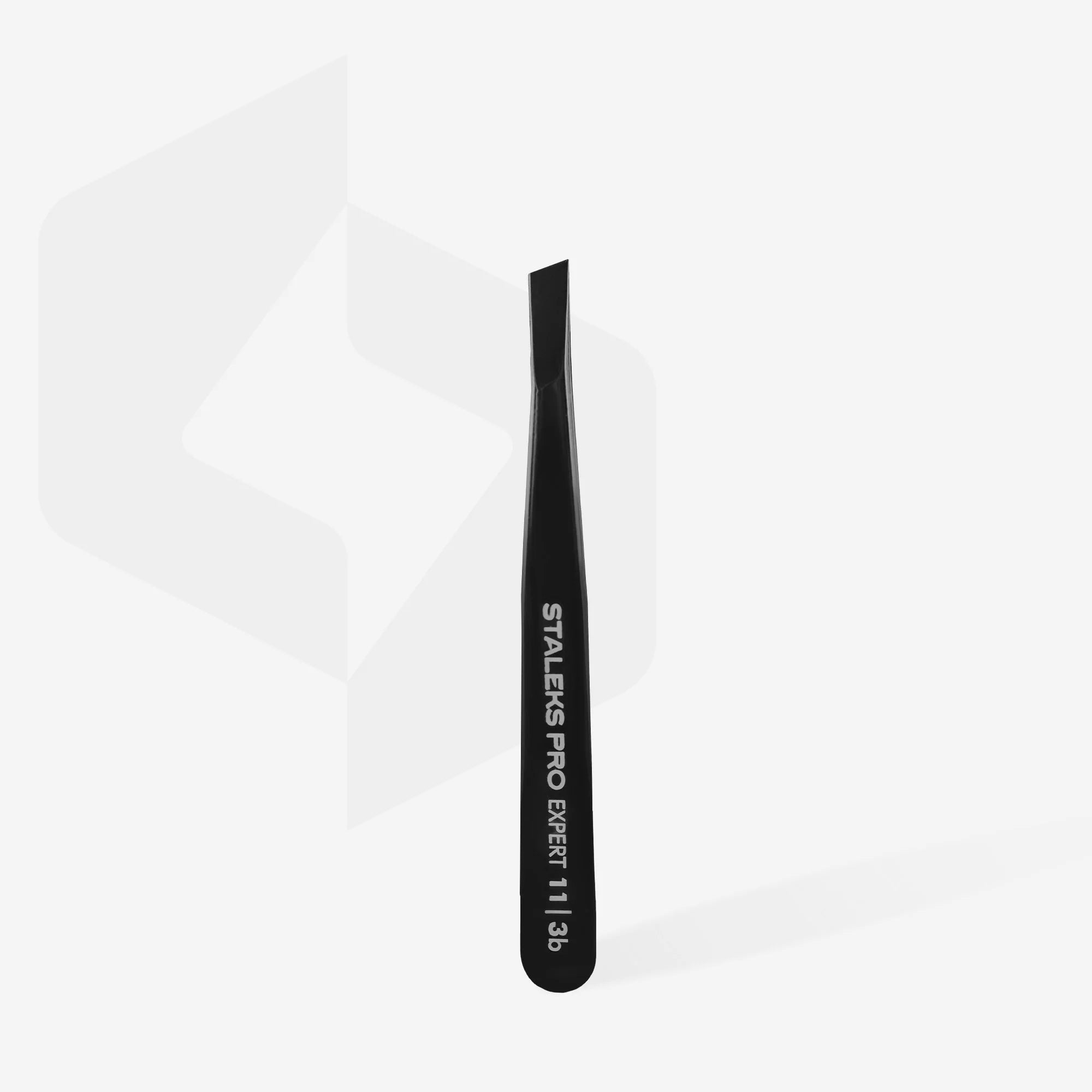Pinzetta per sopracciglia TE-11/3b (nera) STALEKS PRO EXPERT