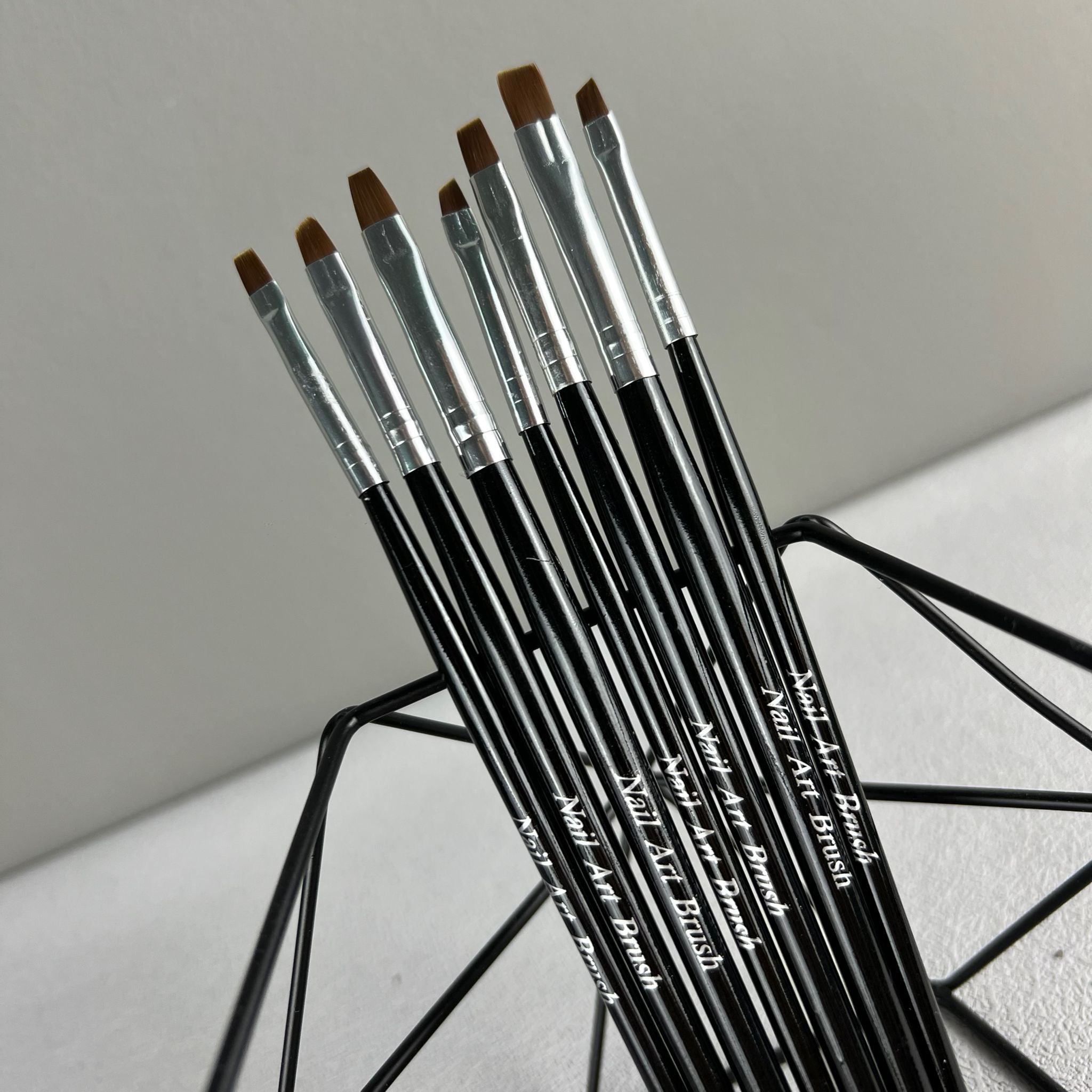 Brush set for various nail art applications and modeling (15 pcs.)