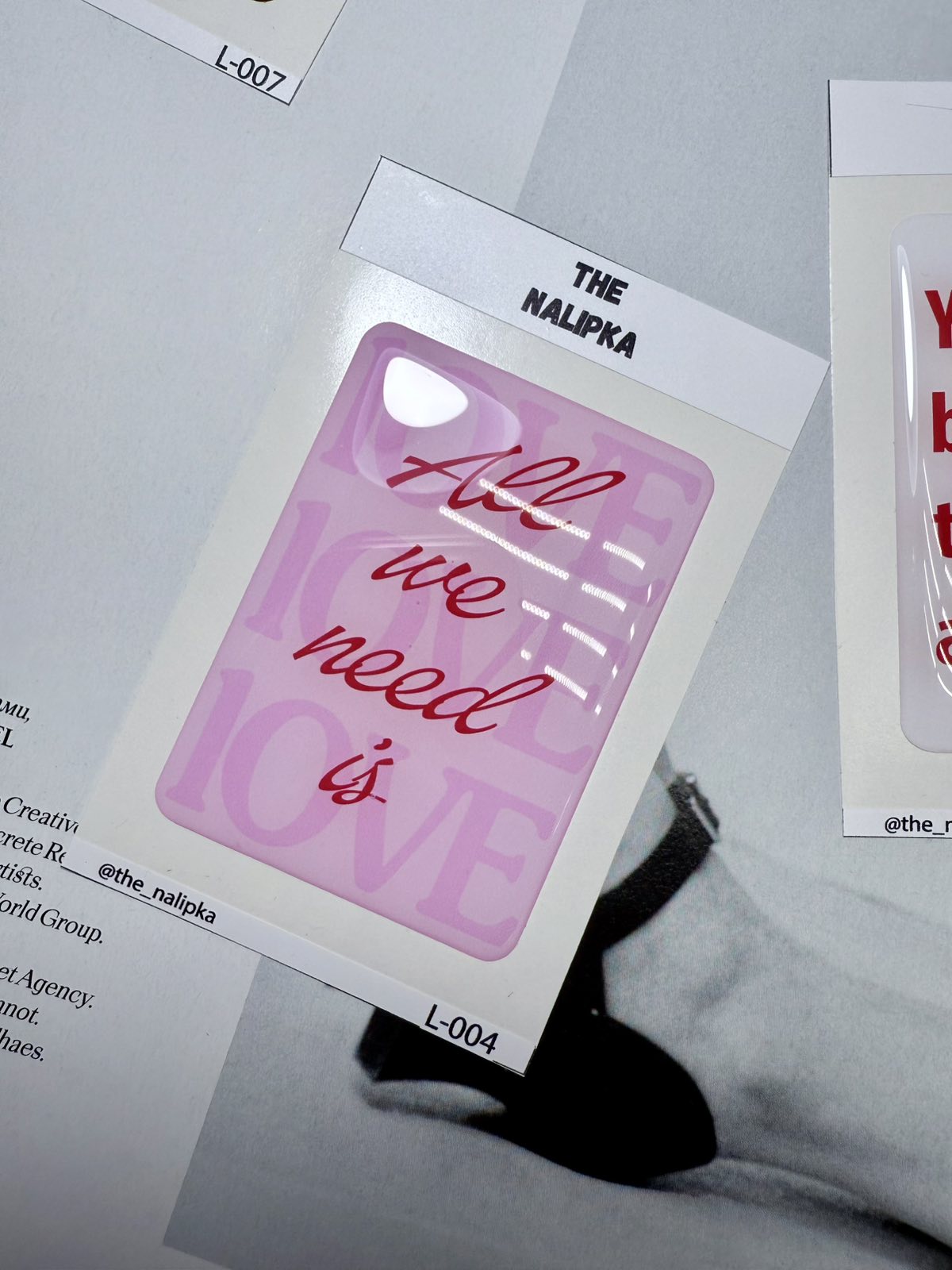 Coole selbstklebende 3D Aufkleber für Ihr Handy, Tablet, Notebook und Laptop L-004