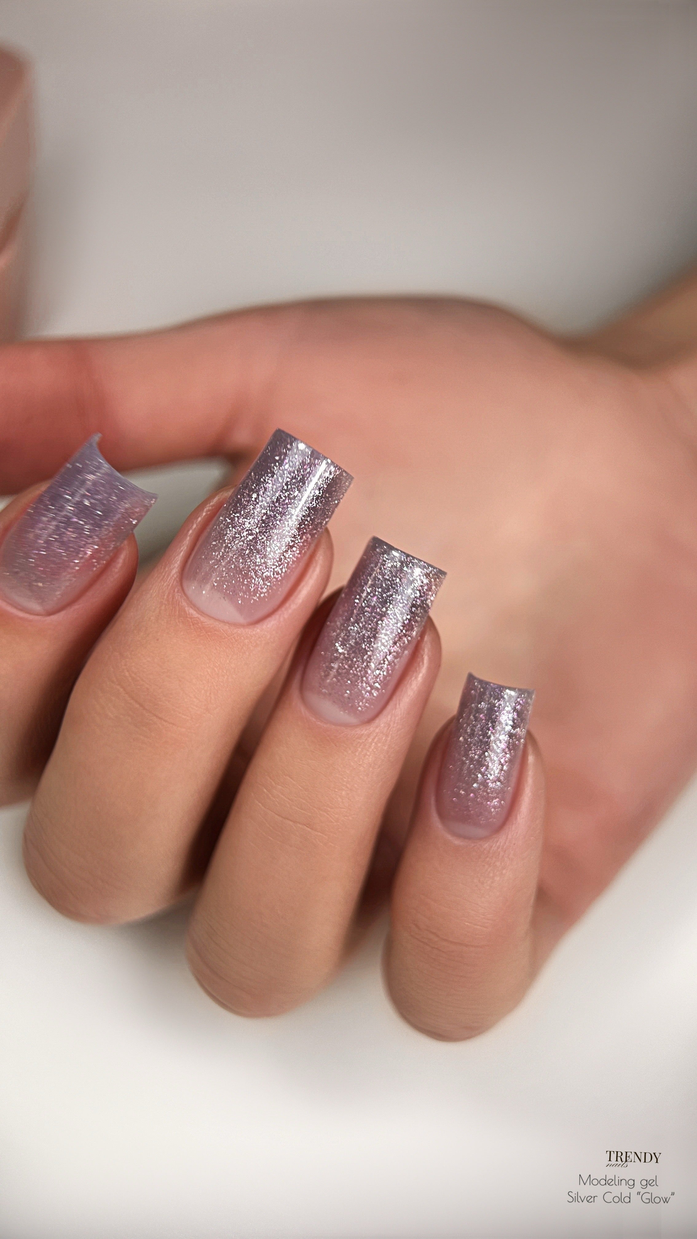 Gel auto-livellante Balletti Collection "Saute" di Trendy Nails (15/30ml)