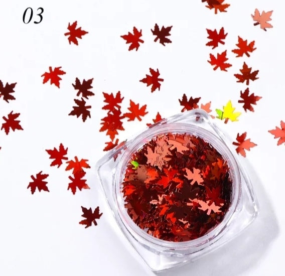 Nail art maple leaves autumn motif copper