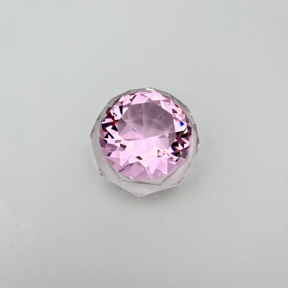 Contenitore in vetro con coperchio a forma di diamante