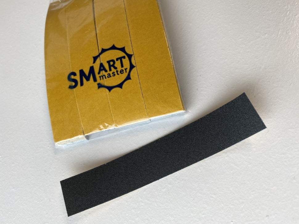 Foglio abrasivo 240 Grit per la lavorazione dei piedi per base SKINNER (può essere acquistato solo presentando un certificato IZI MASTER) 50 pz.
