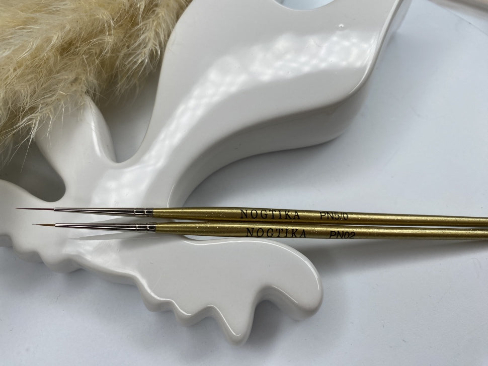 Pennello per nail art PN5/0 per linee sottili