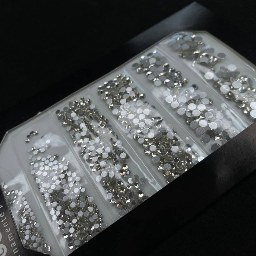 Set di pietre strass argento