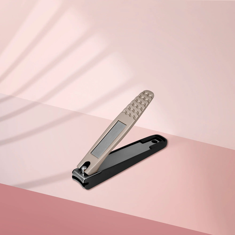 Nagelknipser mit Behälter BEAUTY & CARE 20