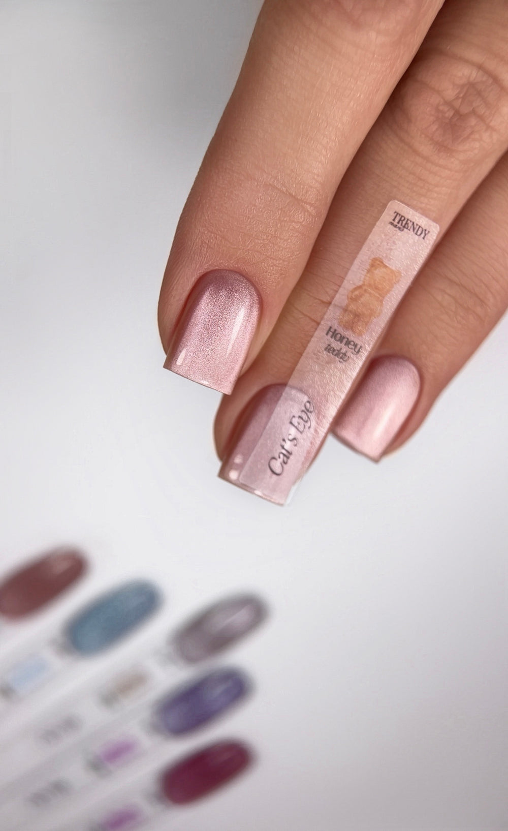 Cat Eye Gel Polish Gummy Bear "Honey Teddy" 5ml/10ml von Trendy Nails (TPO/HEMA-free)