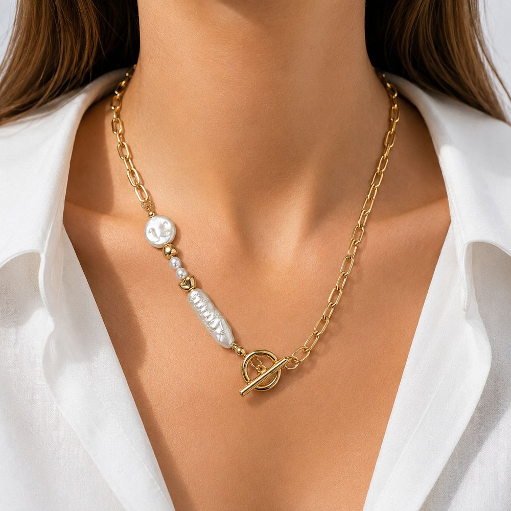 Stylische asymetrische Kette in gold  (Modeschmuck) 1